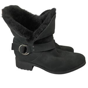 Ugg Bodie Ankle Boots 9M Black Suede Fur Lined Fold Over Buckle Low Block Heel
